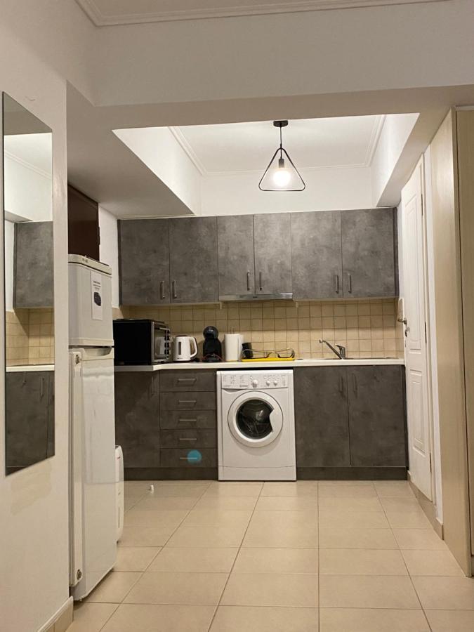 Jacuzzi Studio Close To Athens Airport!! Pallini  Buitenkant foto