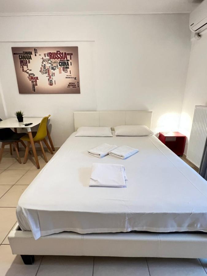 Jacuzzi Studio Close To Athens Airport!! Pallini  Buitenkant foto